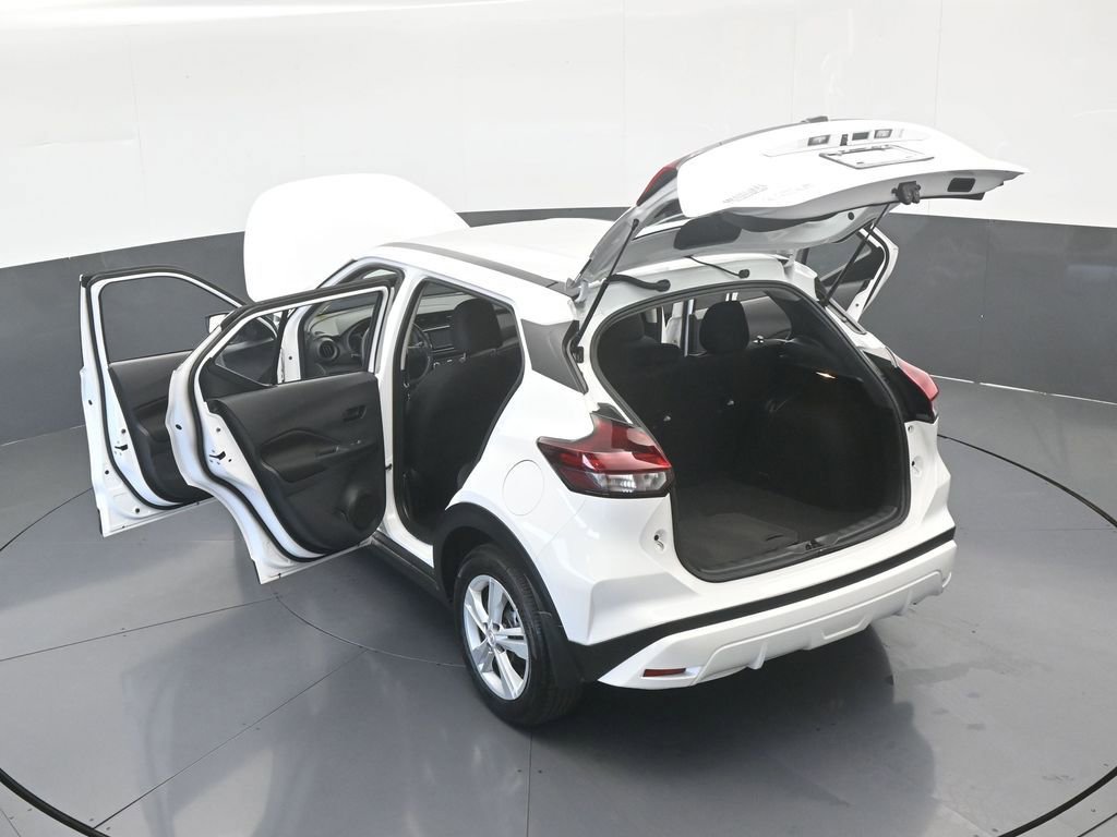 Used 2025 Nissan Kicks Play S image 60