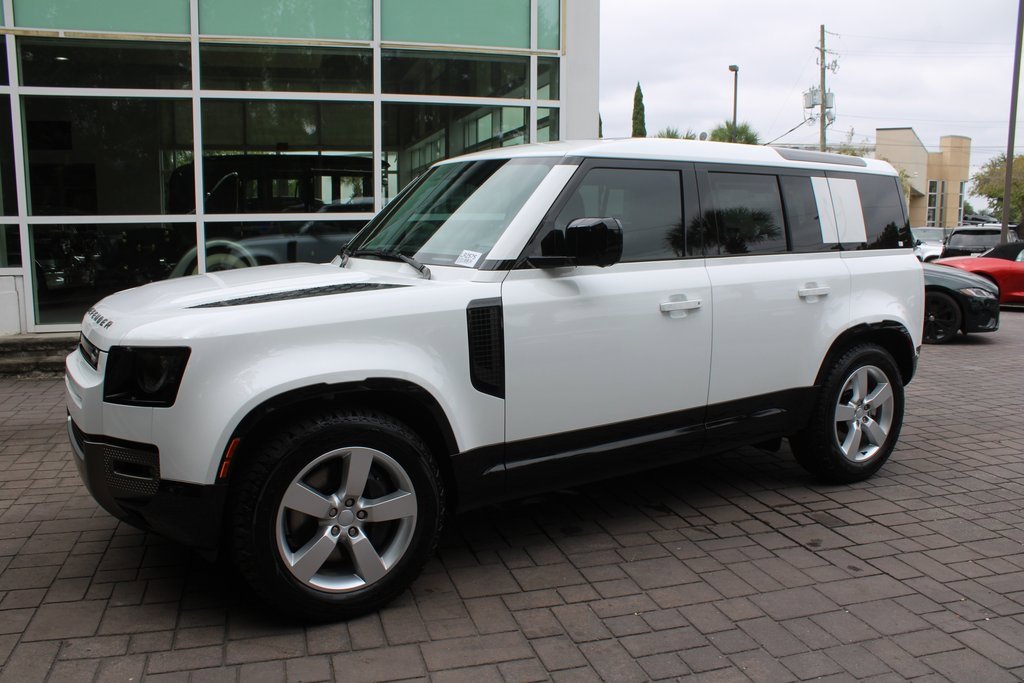 New 2025 Land Rover Defender 110 X-Dynamic SE