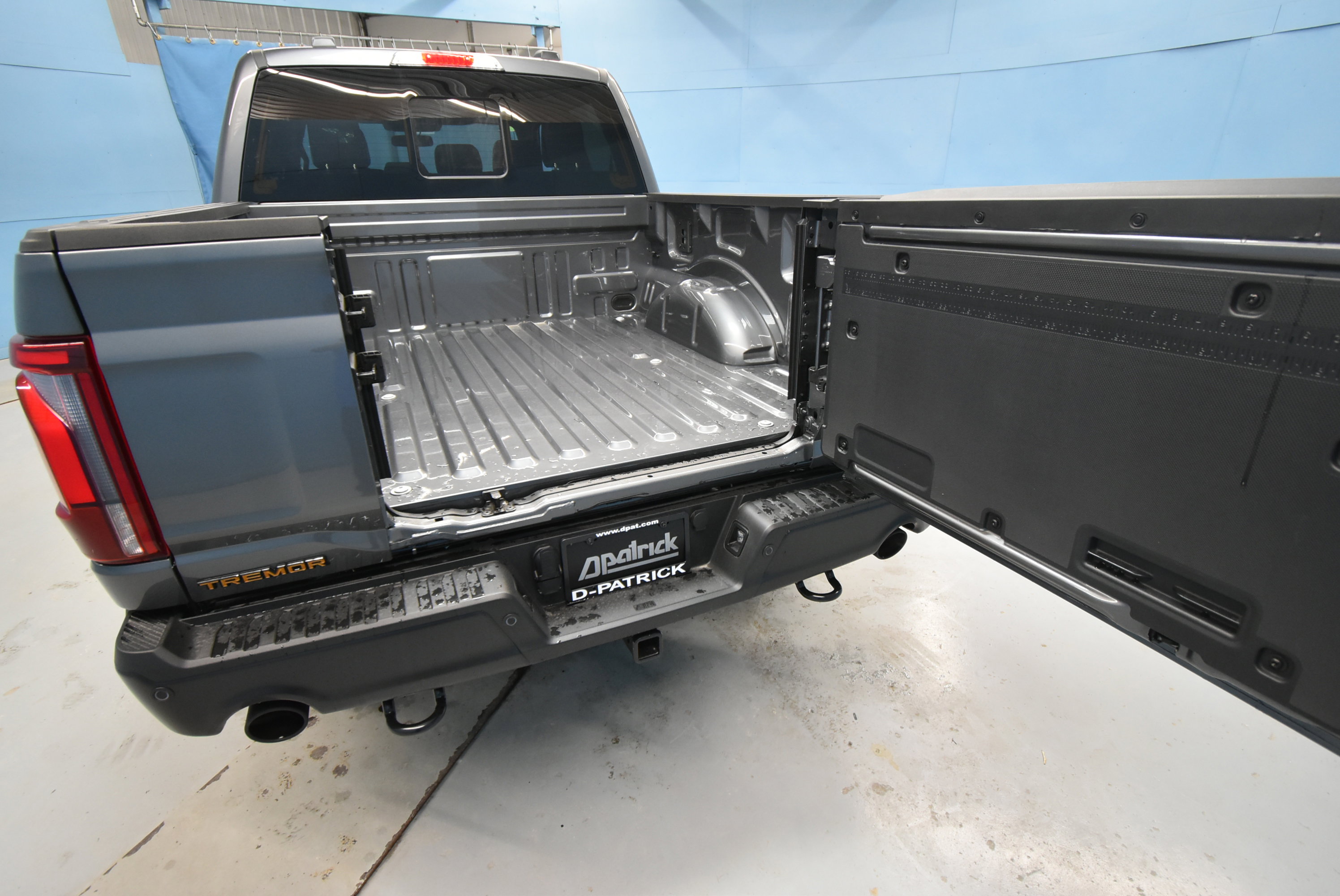 New 2025 Ford F150 Tremor w/ Equipment Group 402A High image 31