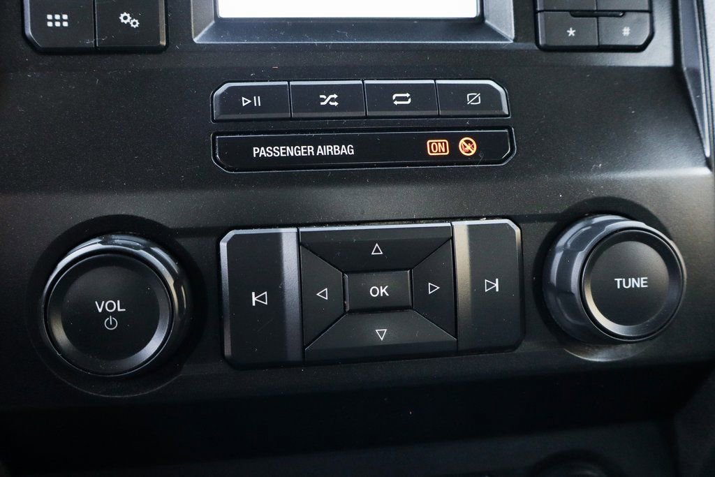 Used 2020 Ford F550 2WD Regular Cab Super Duty image 36