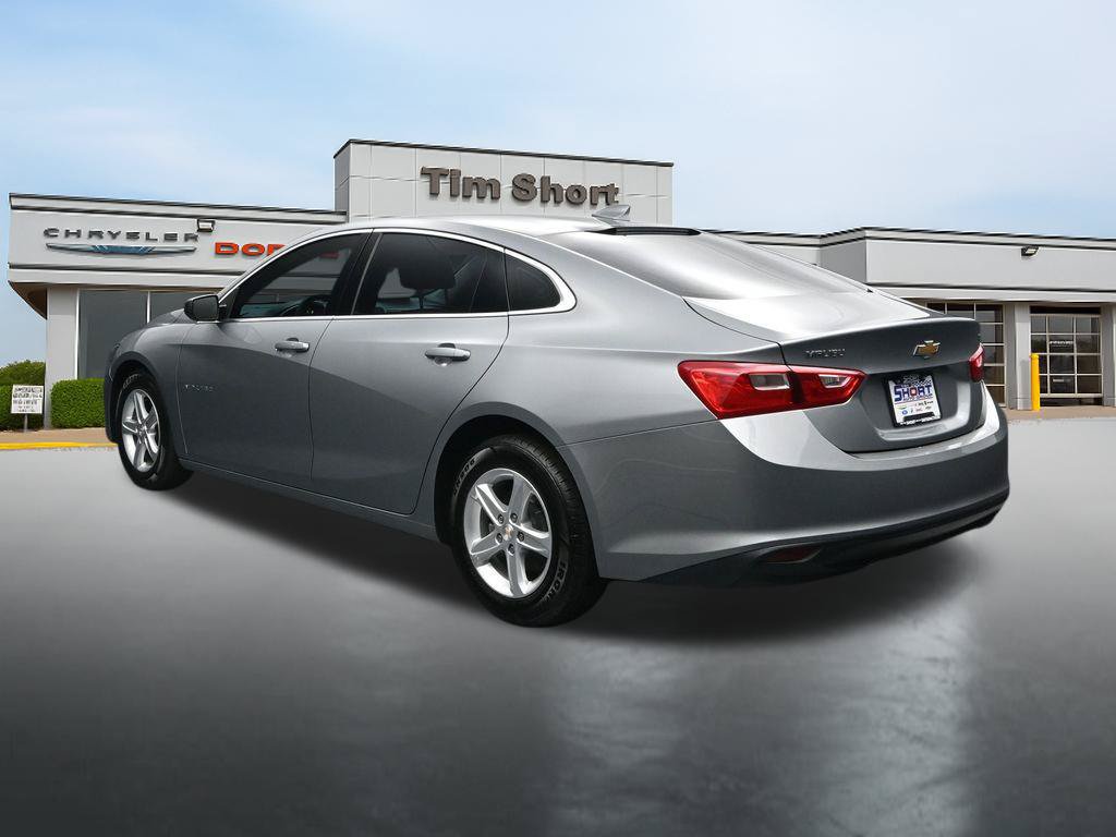 Used 2023 Chevrolet Malibu LT FWD image 3