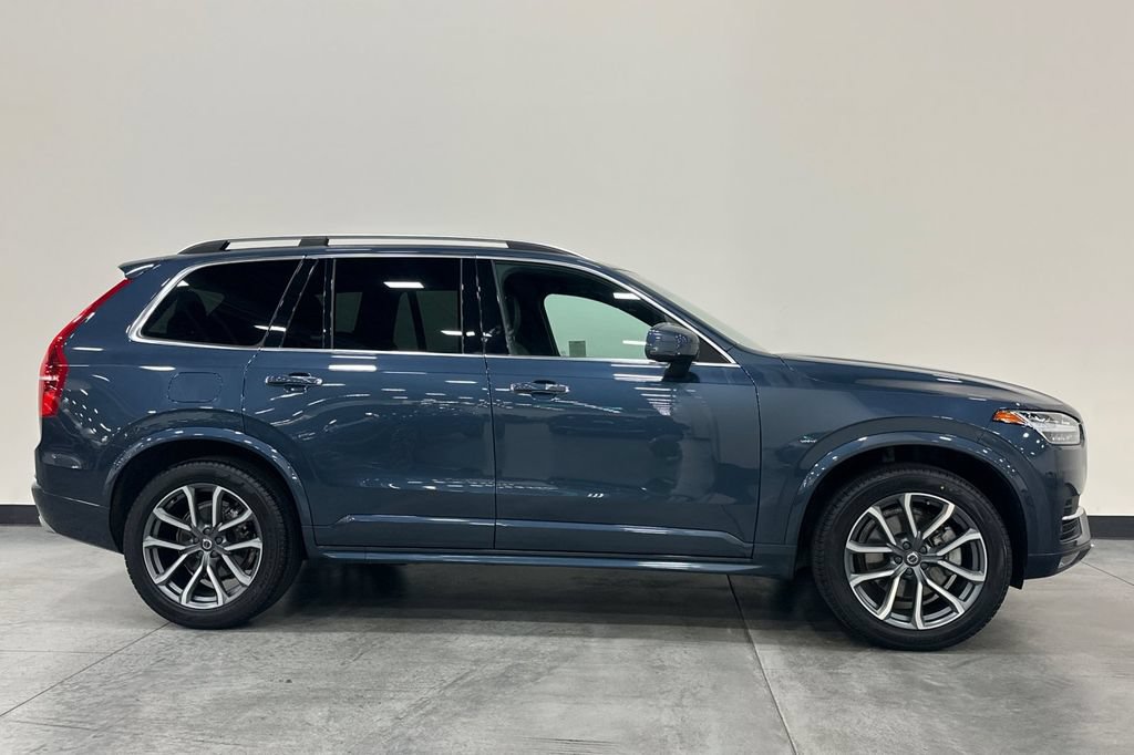 Used 2019 Volvo XC90 T6 Momentum w/ Protection Package Premier AWD/4WD image 3