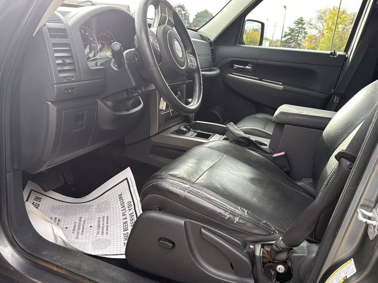 Used 2012 Jeep Liberty Limited Jet w/ Comfort/Convenience Group AWD/4WD image 14