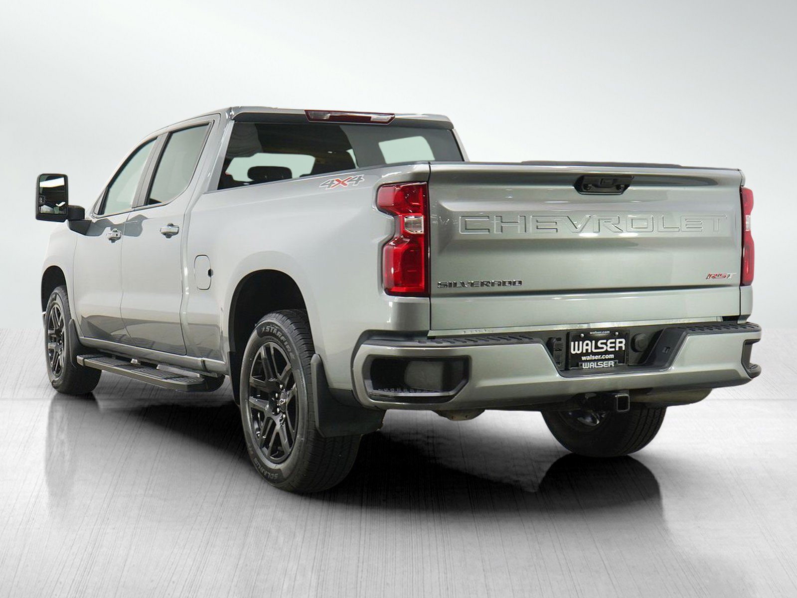 Used 2024 Chevrolet Silverado 1500 RST w/ Max Trailering Package AWD/4WD image 3