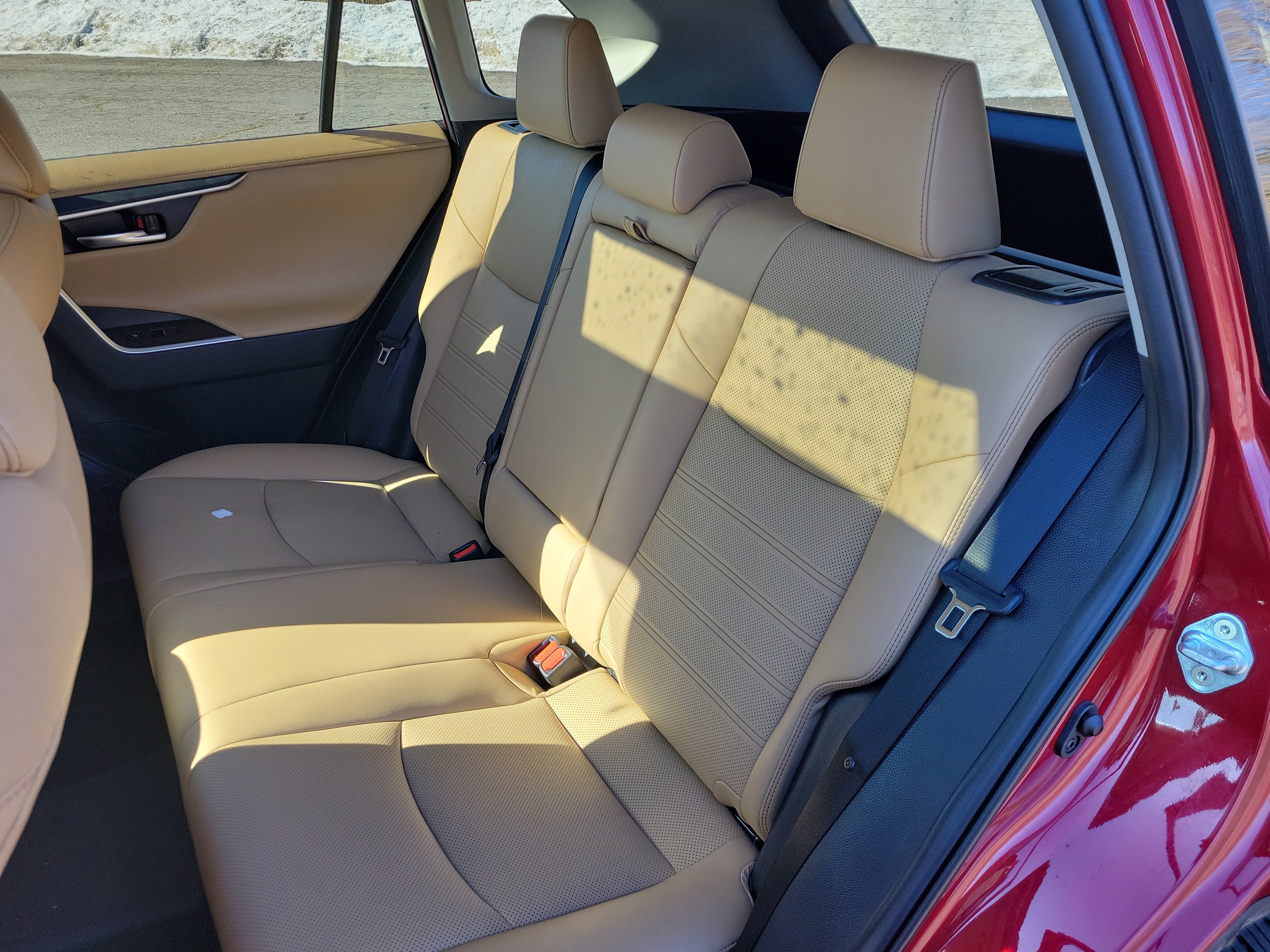 Used 2021 Toyota RAV4 Limited image 16