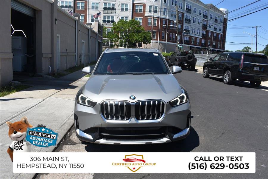 Used 2024 BMW X1 xDrive28i AWD/4WD image 2