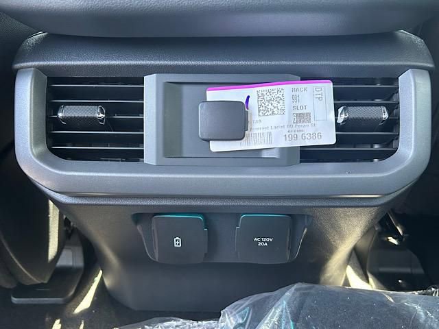 New 2025 Ford F150 Lariat w/ Equipment Group 501A Mid image 34