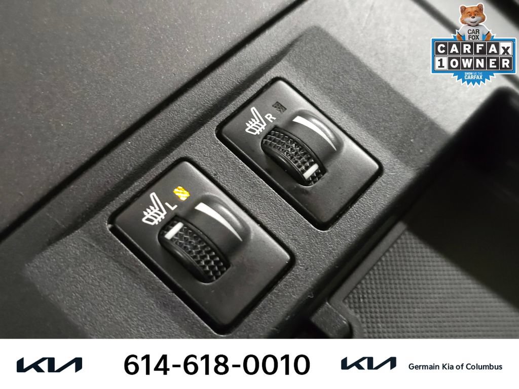 Used 2017 Toyota Camry XLE FWD image 31