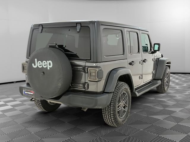 Used 2024 Jeep Wrangler Sport S image 3