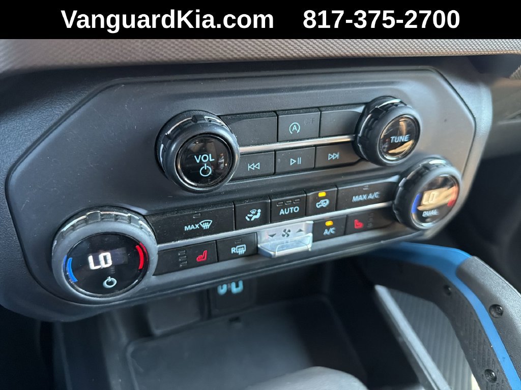 Used 2023 Ford Bronco Outer Banks AWD/4WD image 18