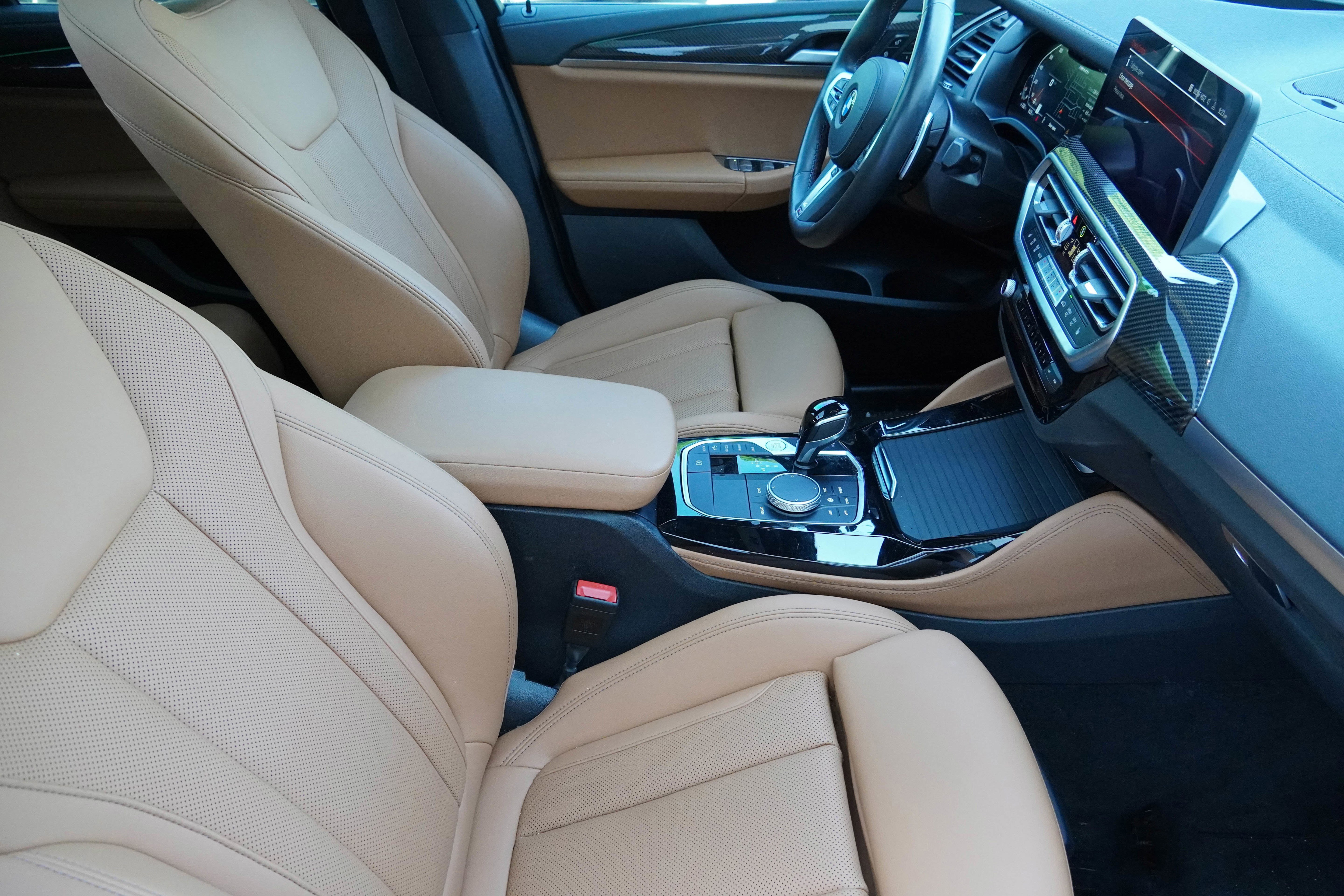 Certified 2025 BMW X4 M40i AWD/4WD image 11