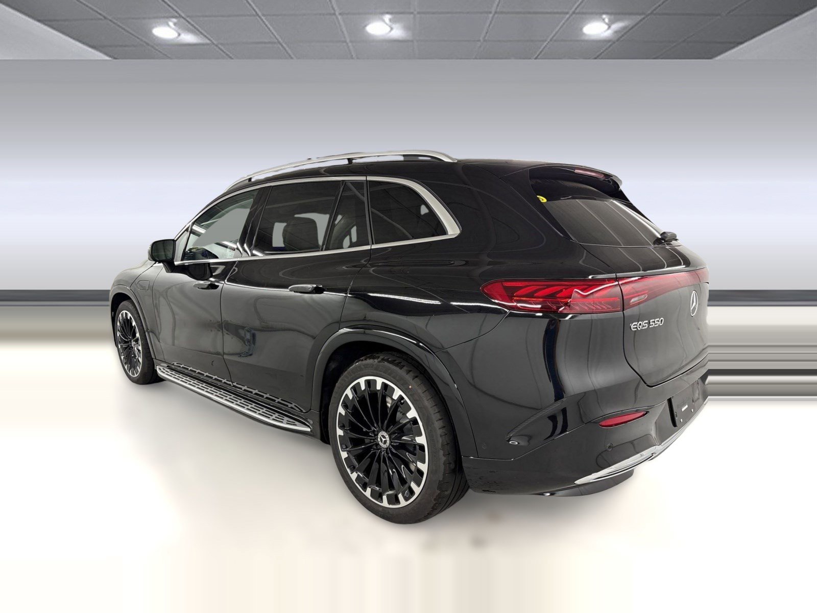 New 2026 Mercedes-Benz EQS 550 4MATIC SUV image 3