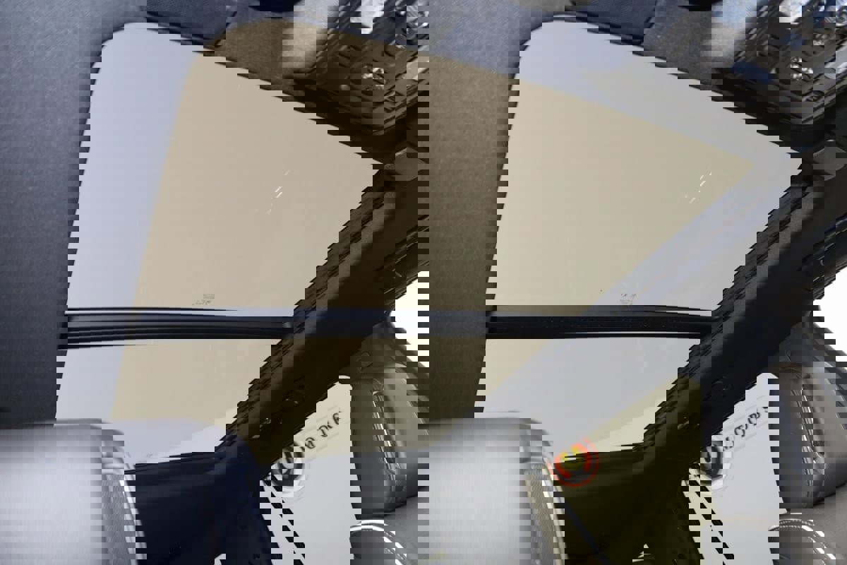 Used 2023 Cadillac Escalade Premium Luxury image 11