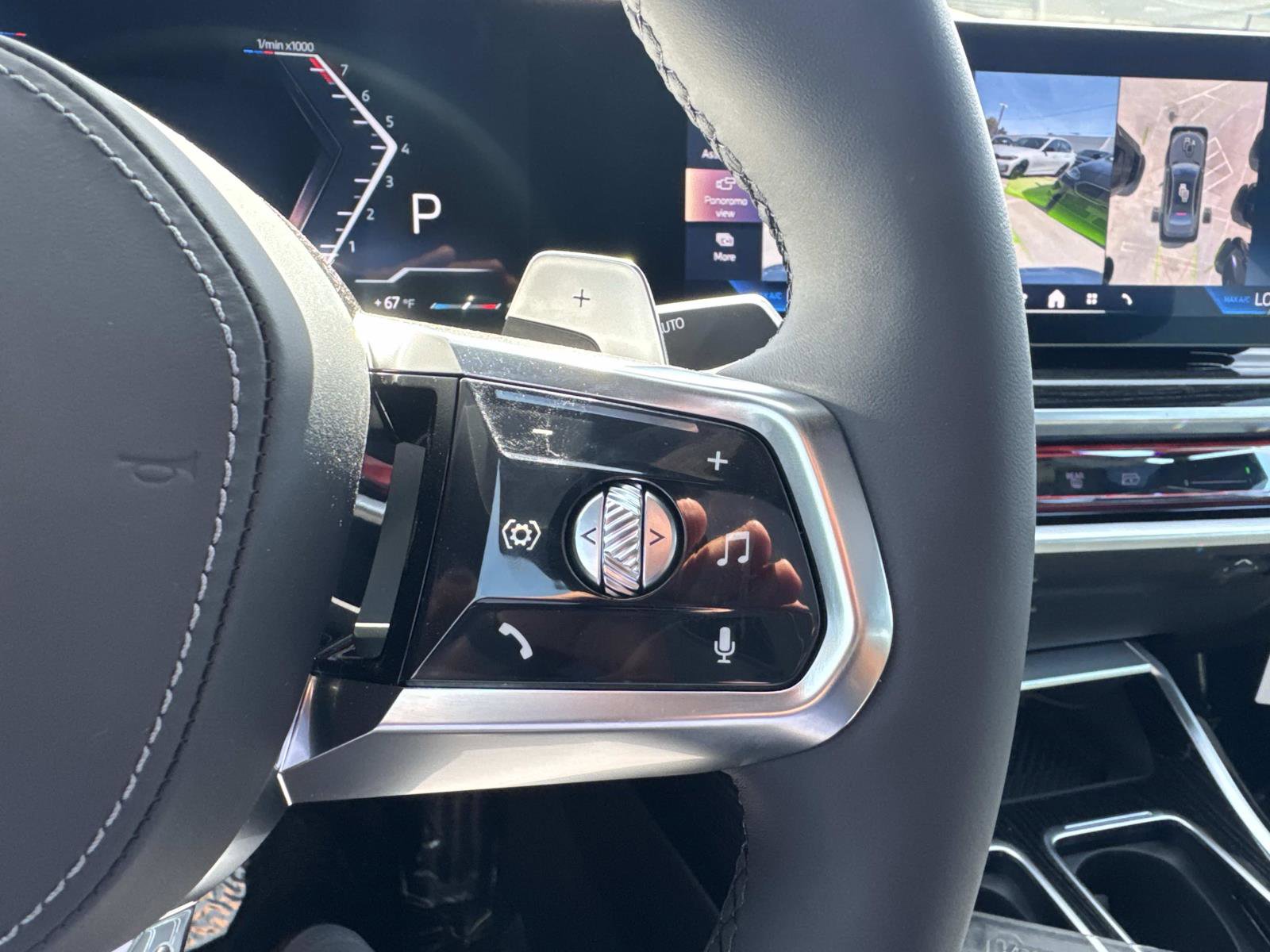 New 2025 BMW 740i w/ Executive Package image 15