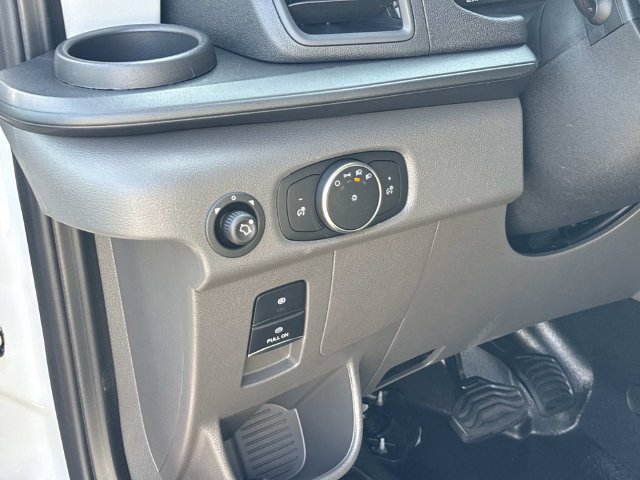 New 2026 Ford Transit 250 148 Medium Roof RWD image 24