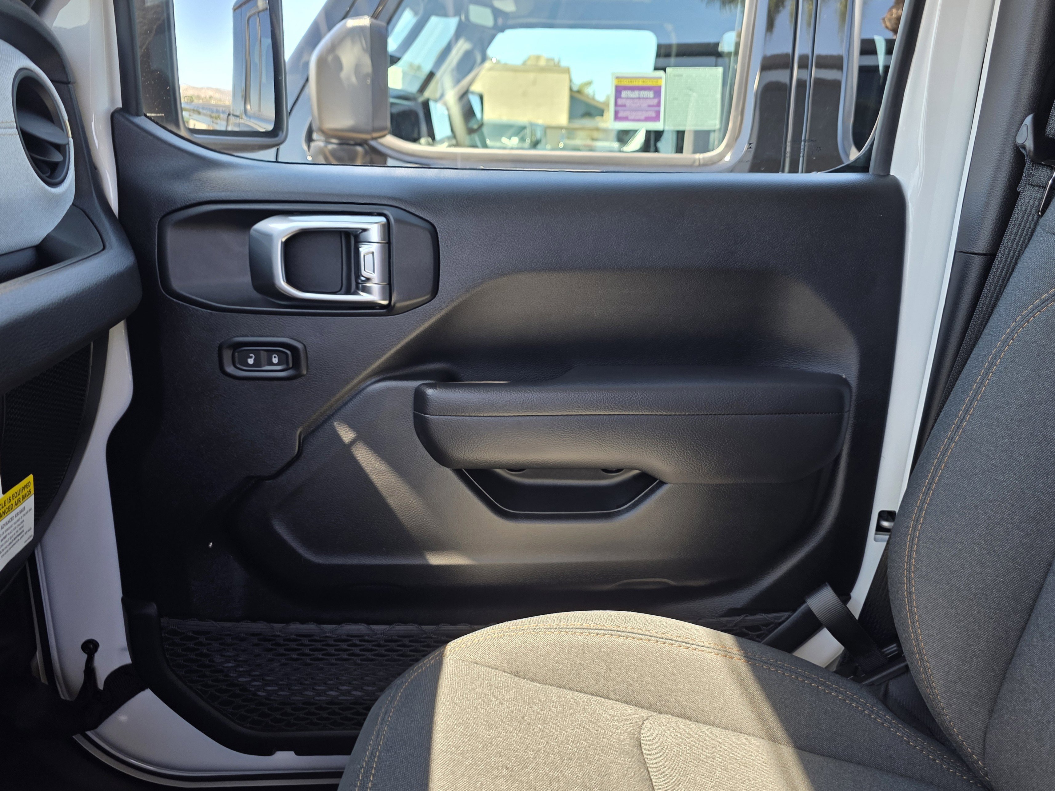 New 2025 Jeep Gladiator Willys image 16