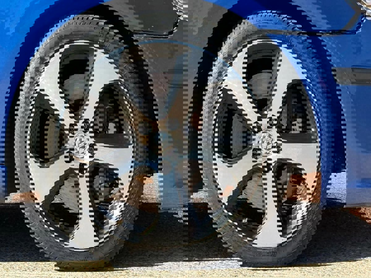 Used 2013 Volkswagen Golf R 4-Door image 51