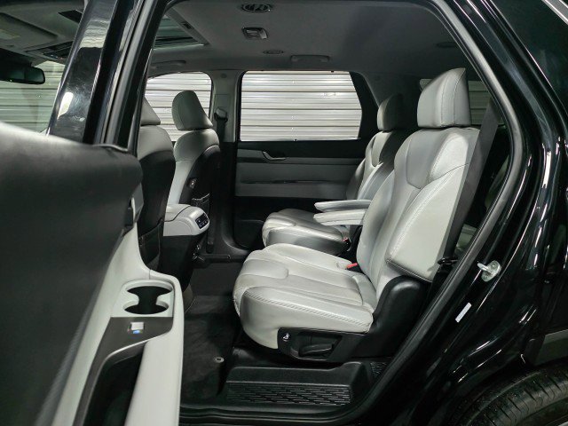 Used 2021 Hyundai Palisade SEL w/ Premium Package image 15