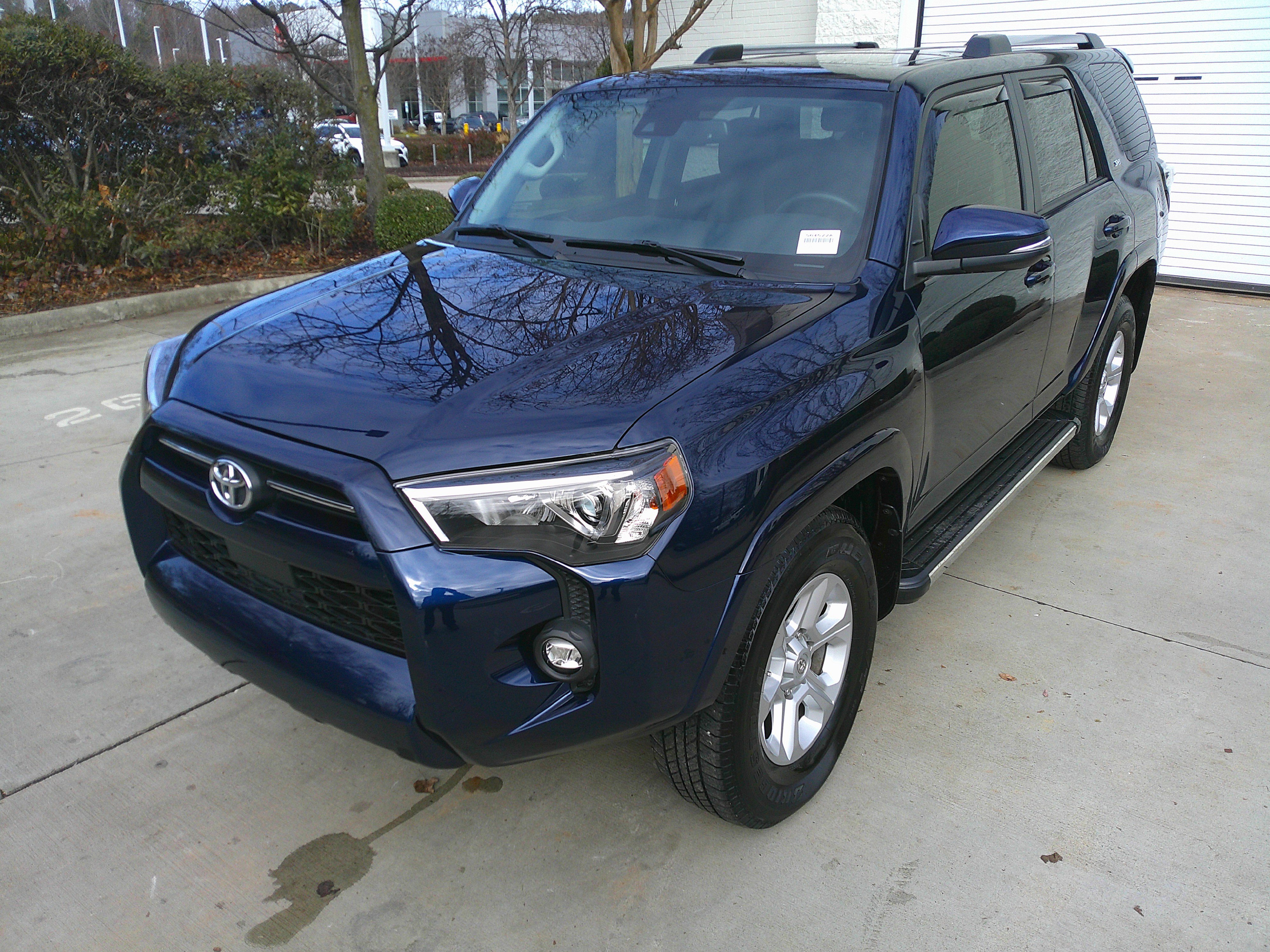 Used 2022 Toyota 4Runner SR5 Premium image 5