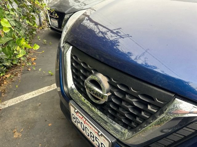 Certified 2020 Nissan Kicks SV