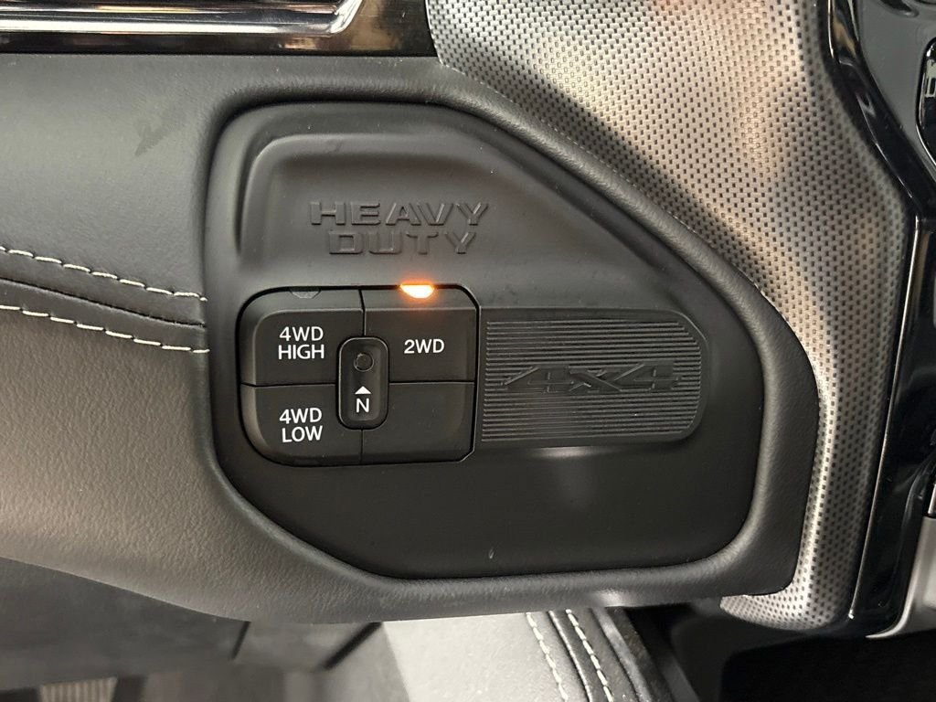 Used 2024 RAM 3500 Limited AWD/4WD image 44