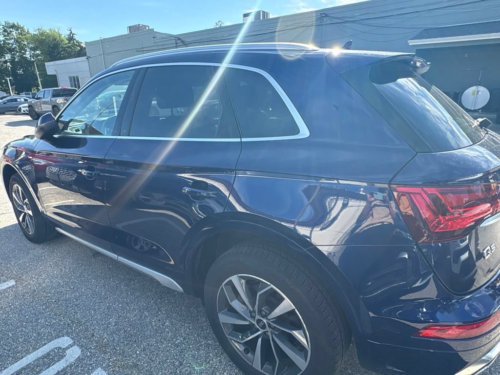 Used 2023 Audi Q5 2.0T Premium w/ Convenience Package AWD/4WD image 7