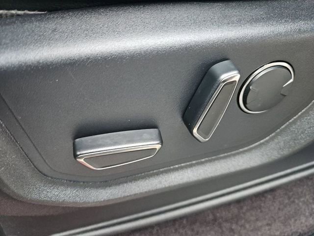 Used 2017 Ford F150 Raptor w/ Equipment Group 802A Luxury image 18