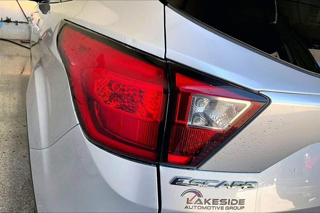 Used 2019 Ford Escape SE AWD/4WD image 23