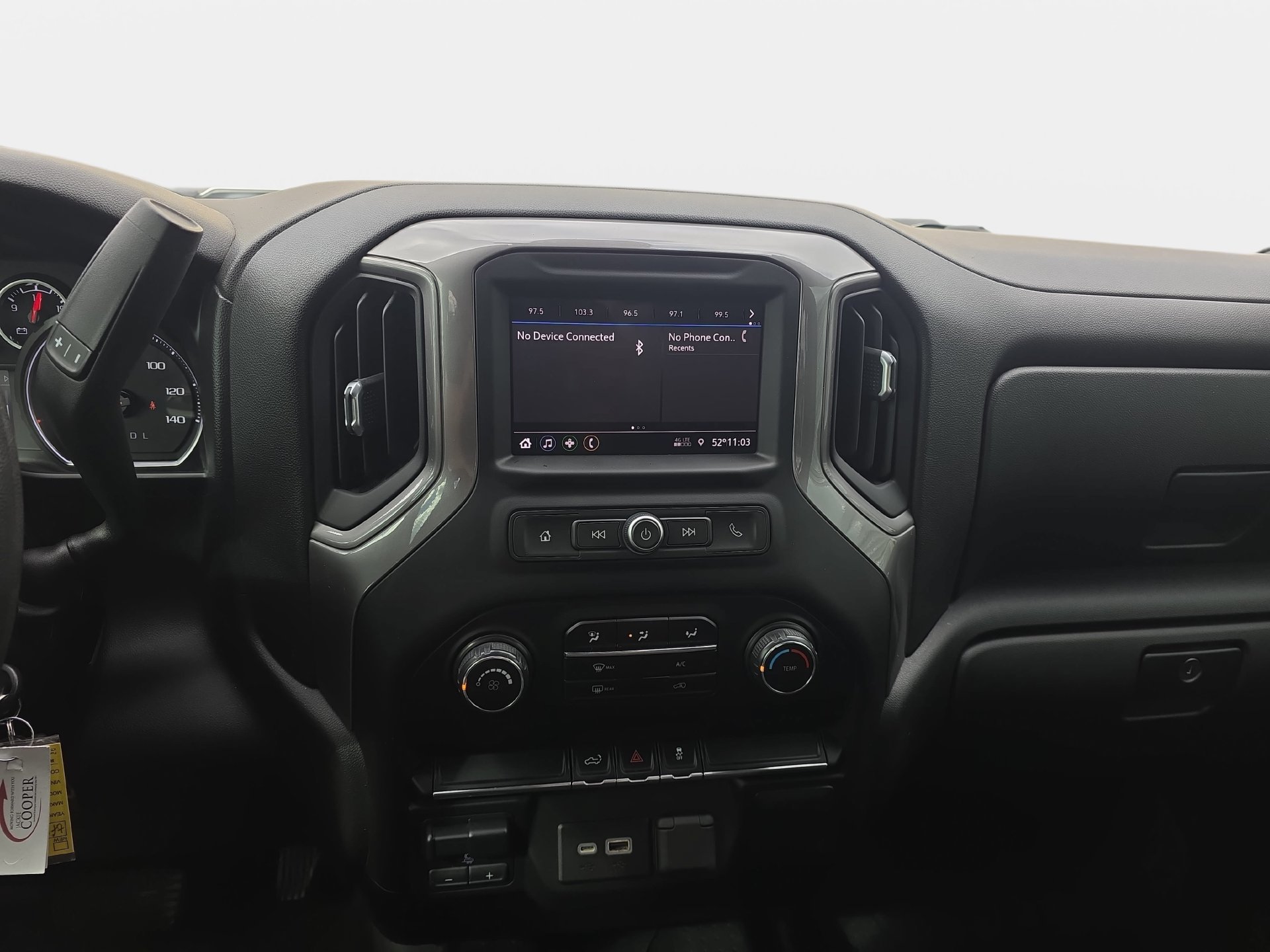 Used 2021 Chevrolet Silverado 2500 Custom w/ Custom Value Package AWD/4WD image 19