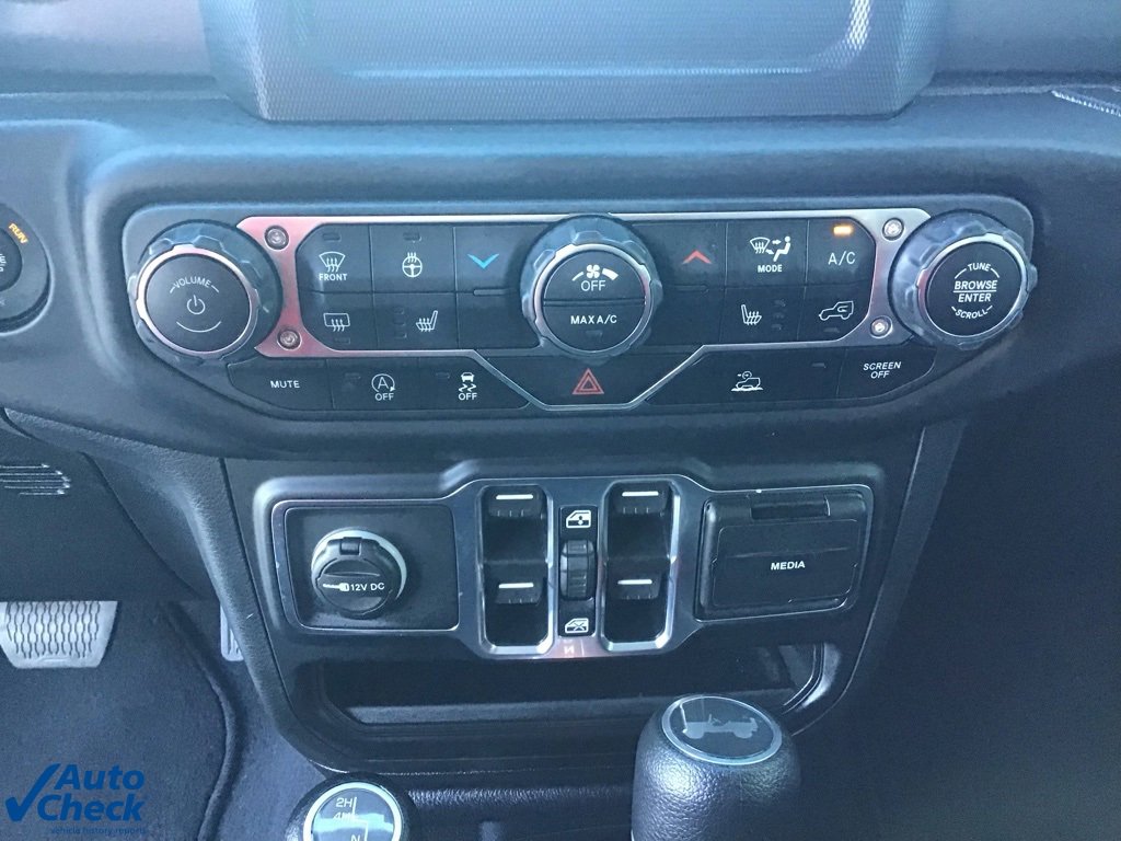 Used 2023 Jeep Wrangler Sport S image 34