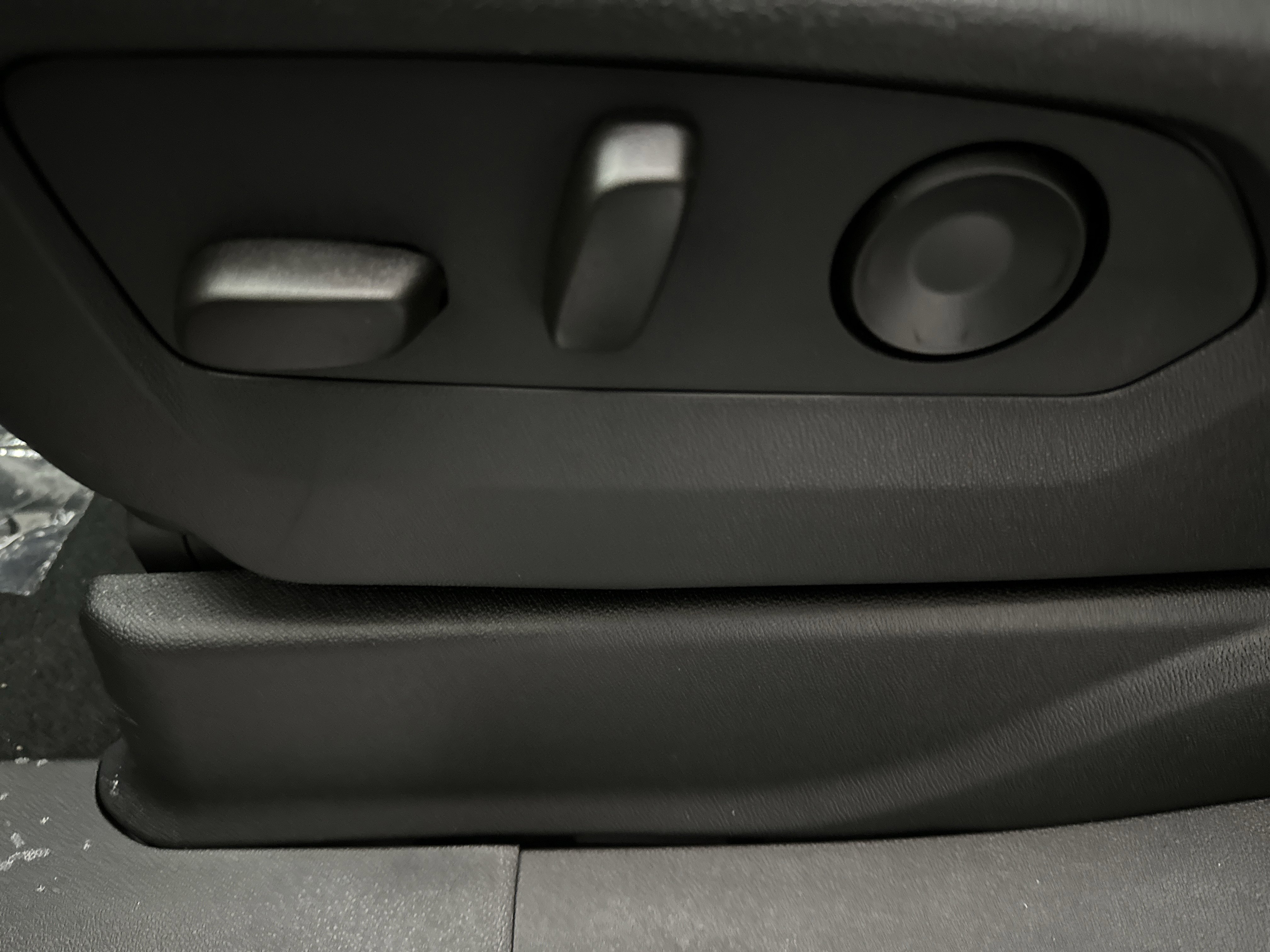 New 2026 Chevrolet Suburban High Country image 23