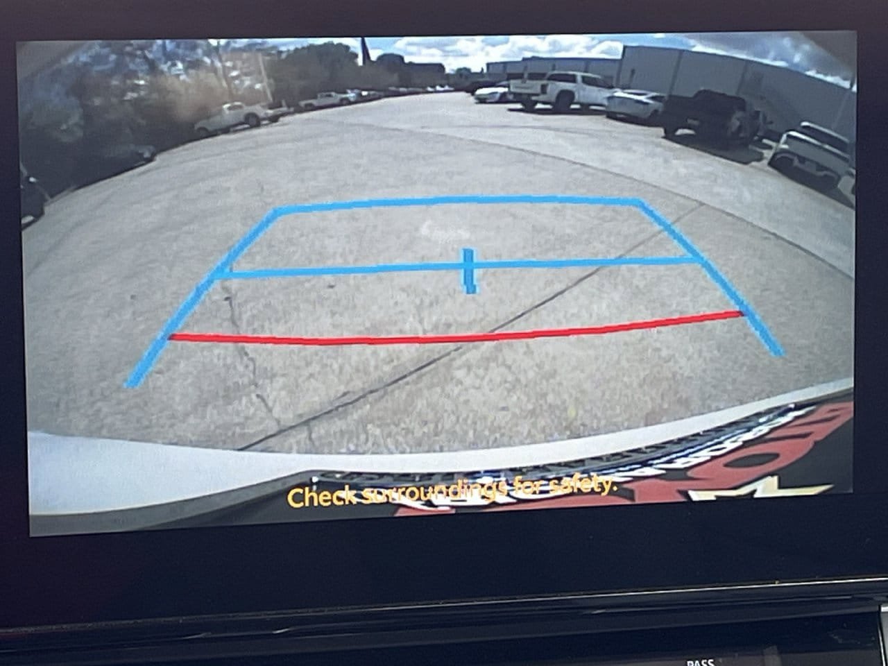 Used 2025 Toyota Sienna XLE FWD image 16