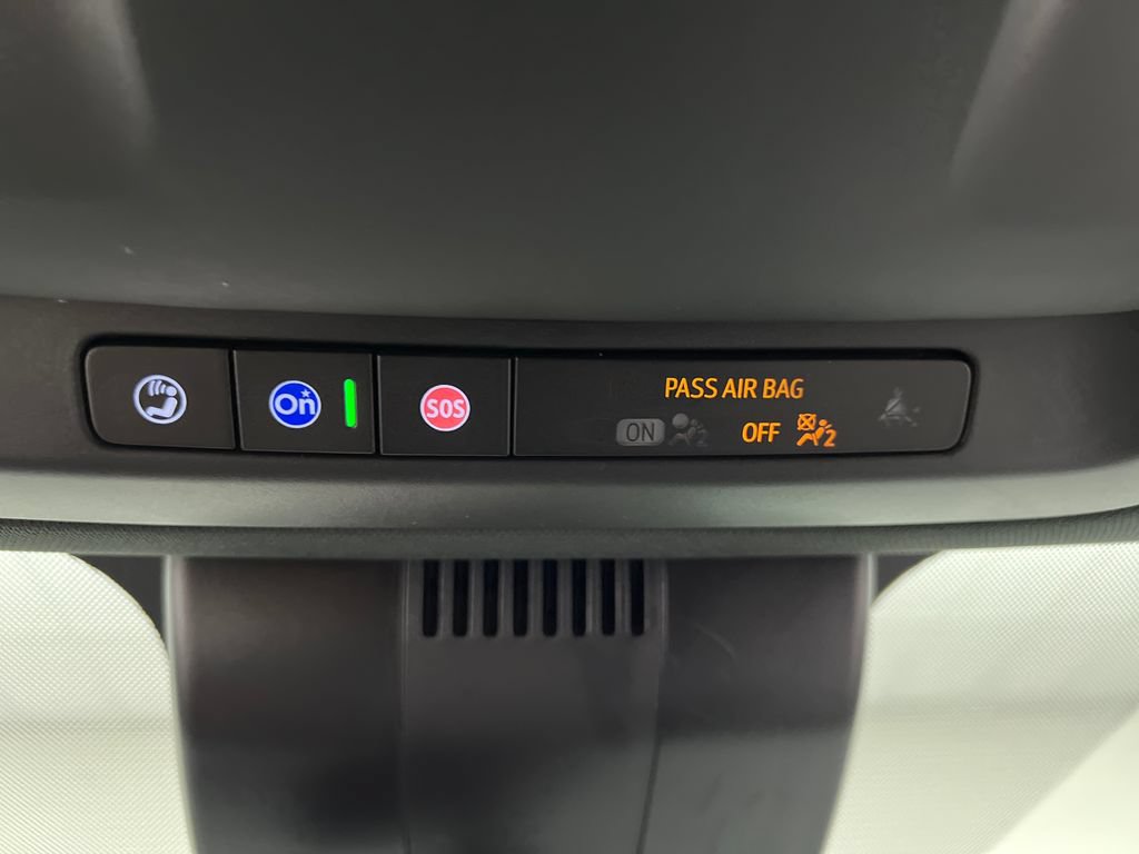 Used 2025 Chevrolet Suburban LT RWD image 71
