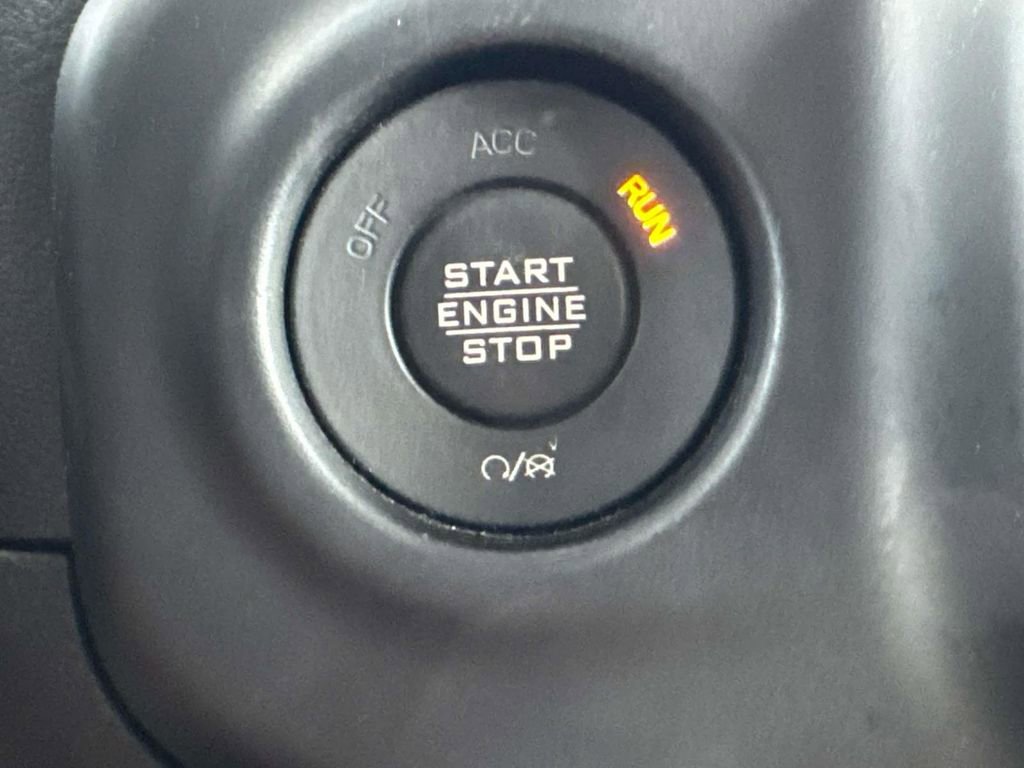 Used 2021 Jeep Wrangler Unlimited Islander image 17