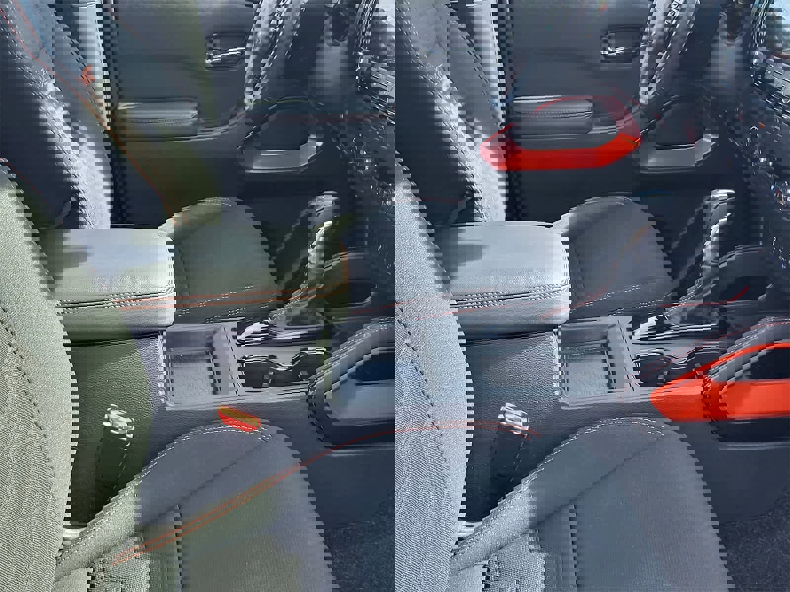 Used 2023 Nissan Frontier PRO-4X w/ Technology Package image 26