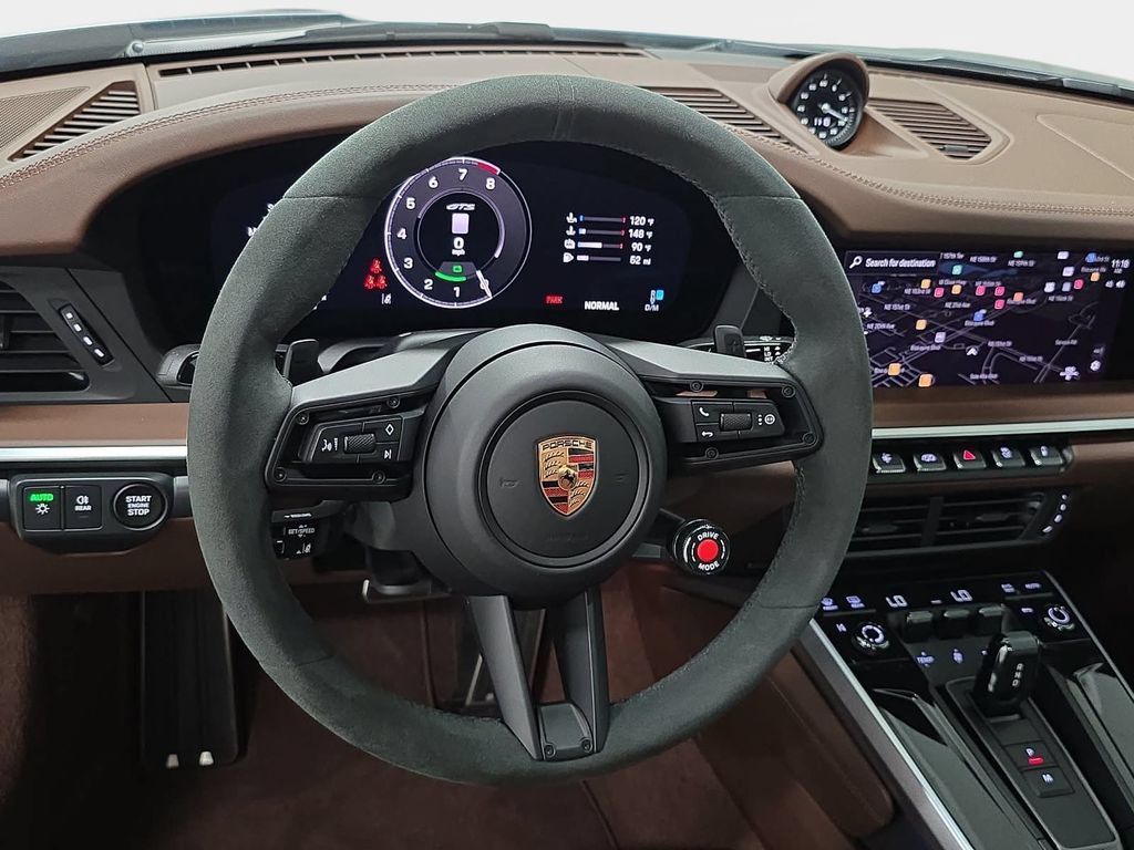 Certified 2026 Porsche 911 Targa 4 GTS AWD/4WD image 13