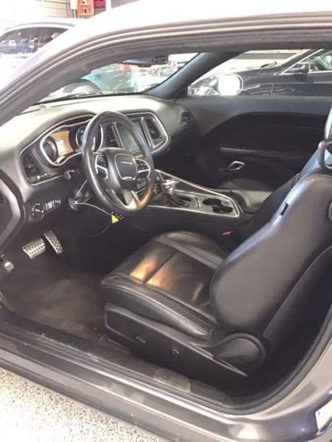 Used 2018 Dodge Challenger SXT Plus image 9