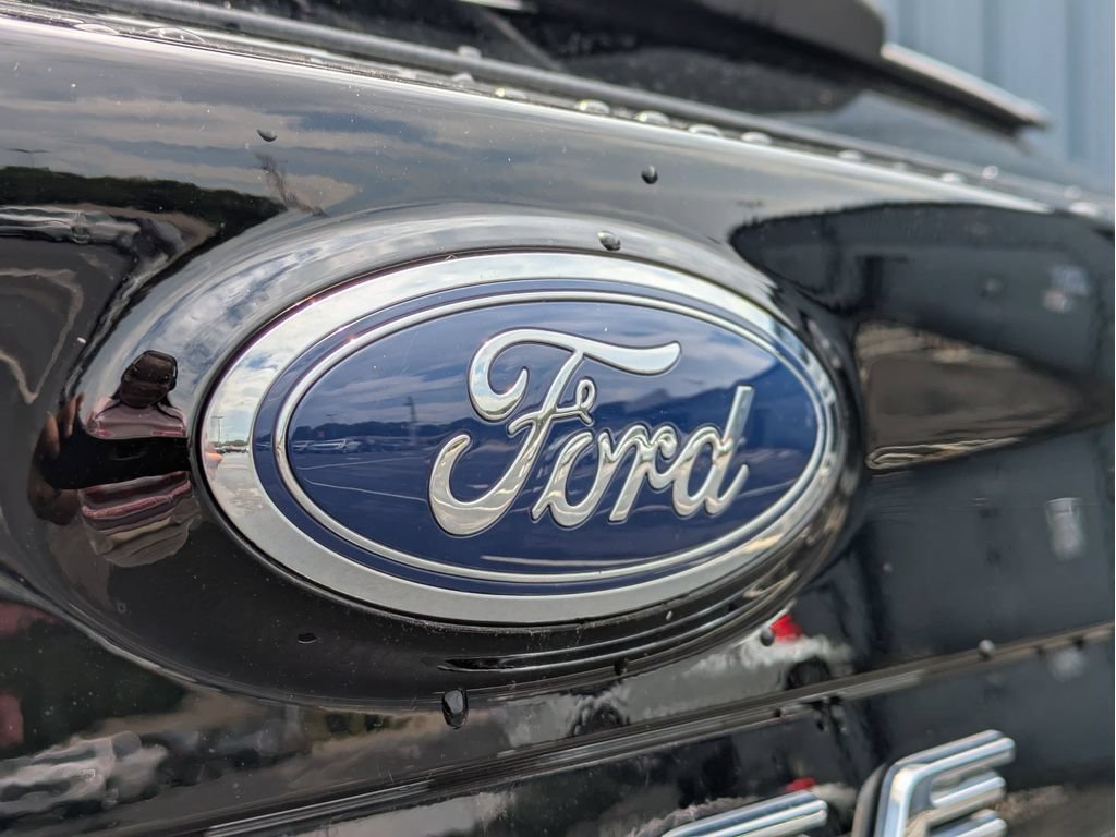 Certified 2023 Ford Edge SEL w/ Convenience Package AWD/4WD image 8