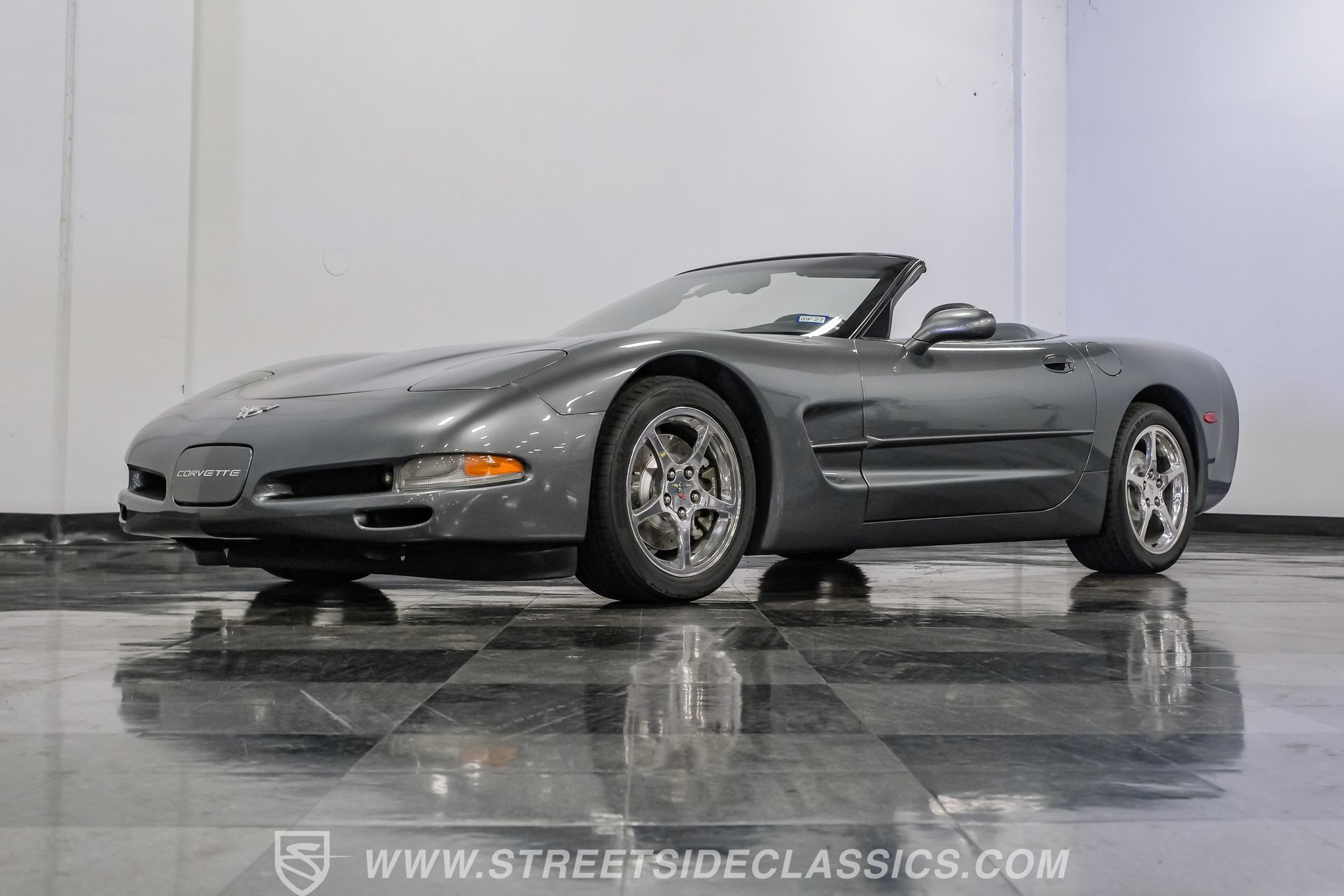 Used 2003 Chevrolet Corvette Convertible w/ Preferred Equipment Group1 RWD image 20