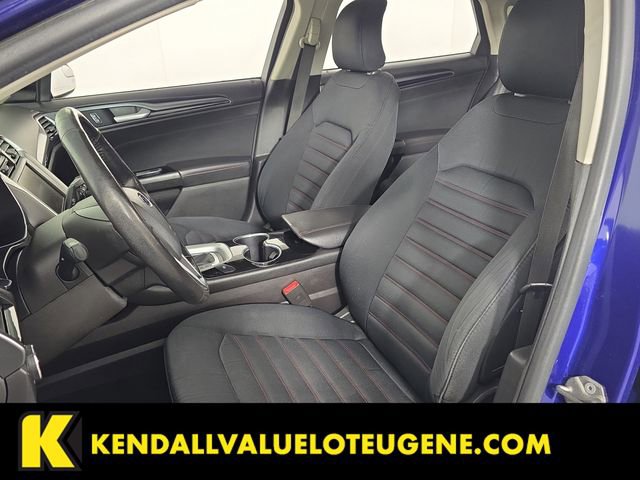 Used 2016 Ford Fusion SE image 15