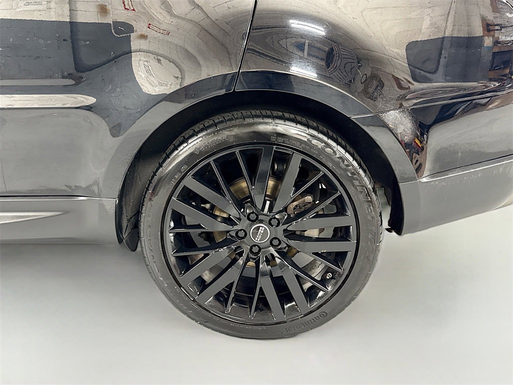 Used 2018 Land Rover Range Rover Sport SE image 11