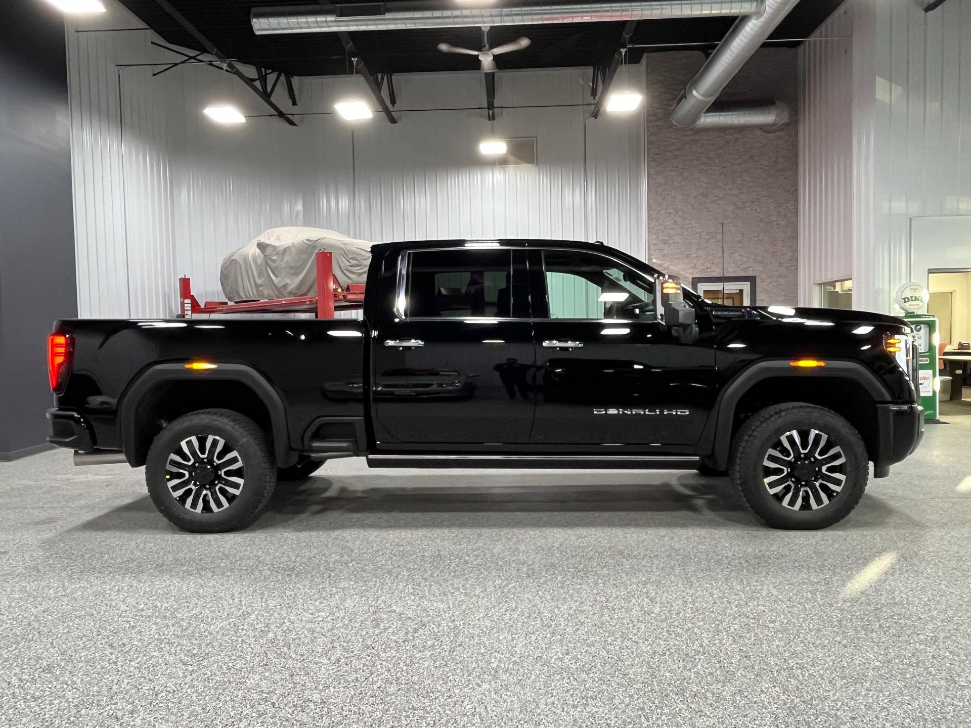 New 2026 GMC Sierra 3500 Denali Ultimate image 6