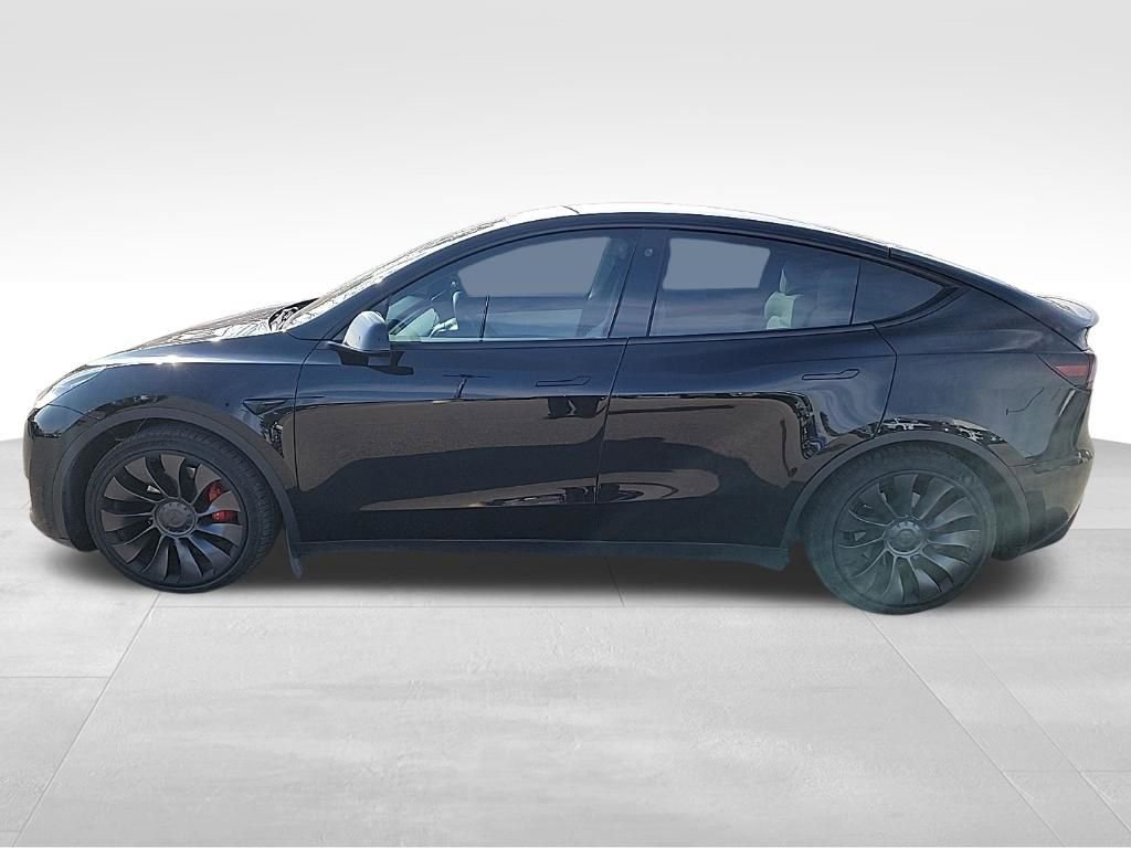Used 2022 Tesla Model Y Performance image 8