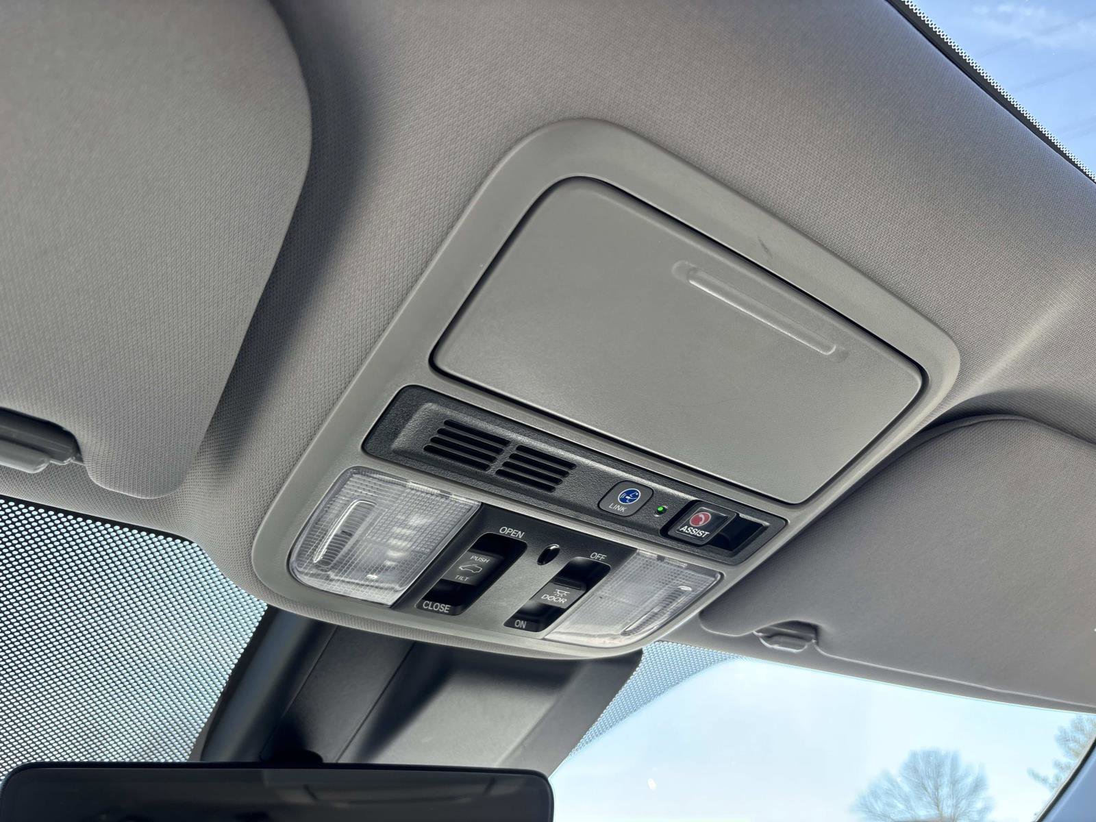 Used 2018 Honda Odyssey Elite image 26