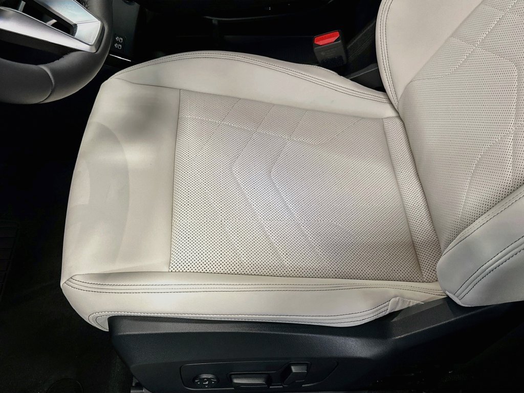 New 2027 BMW X1 xDrive28i AWD/4WD image 18