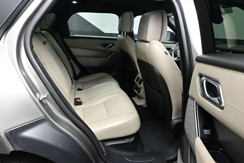 Used 2018 Land Rover Range Rover Velar R-Dynamic HSE AWD/4WD image 23