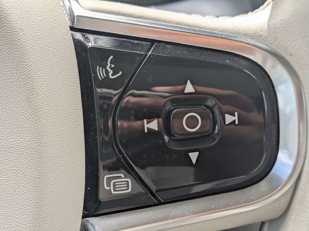 Certified 2024 Volvo XC60 B5 Core AWD/4WD image 31