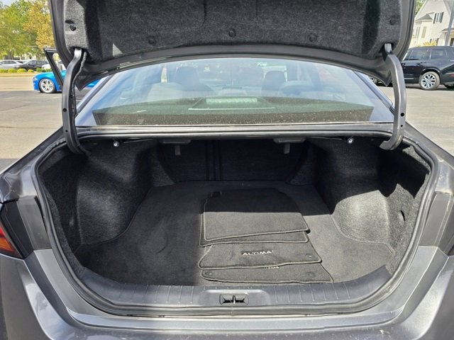 Used 2024 Nissan Altima 2.5 SV image 25