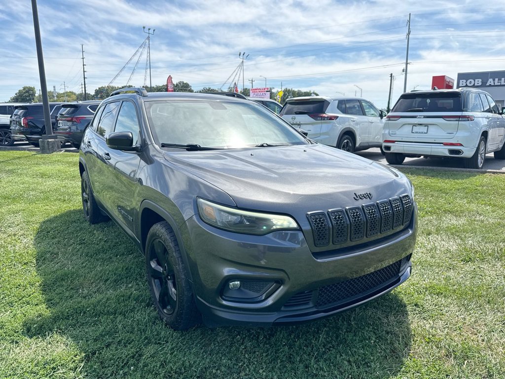 Used 2022 Jeep Cherokee Latitude Lux w/ Sun & Sound Group AWD/4WD image 15