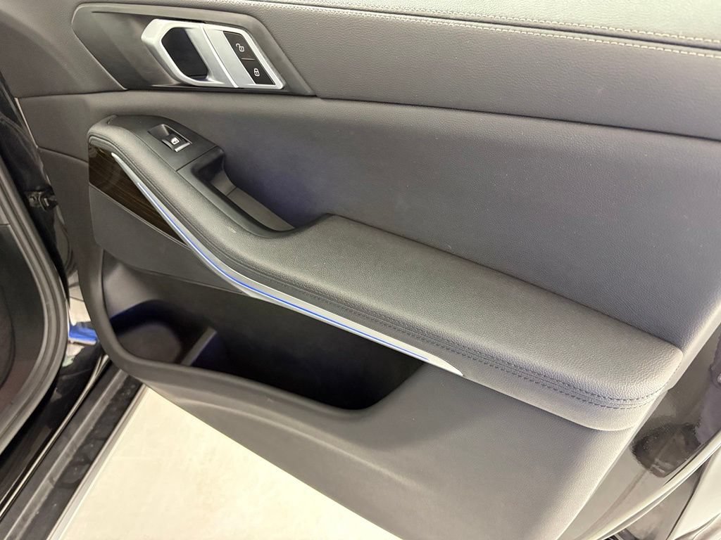 Used 2020 BMW X5 sDrive40i w/ Premium Package RWD image 42